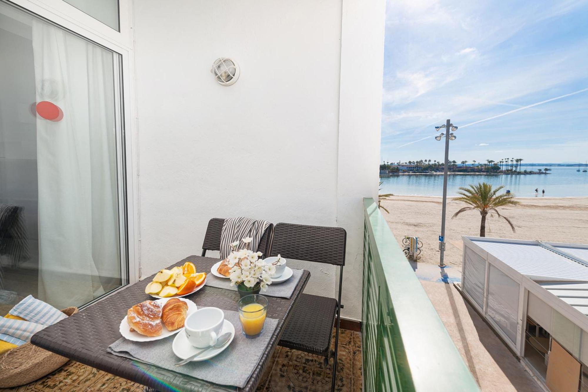 Apartment Xara Torres, At The Beach Of Alcudia Port de Alcudia  Екстер'єр фото