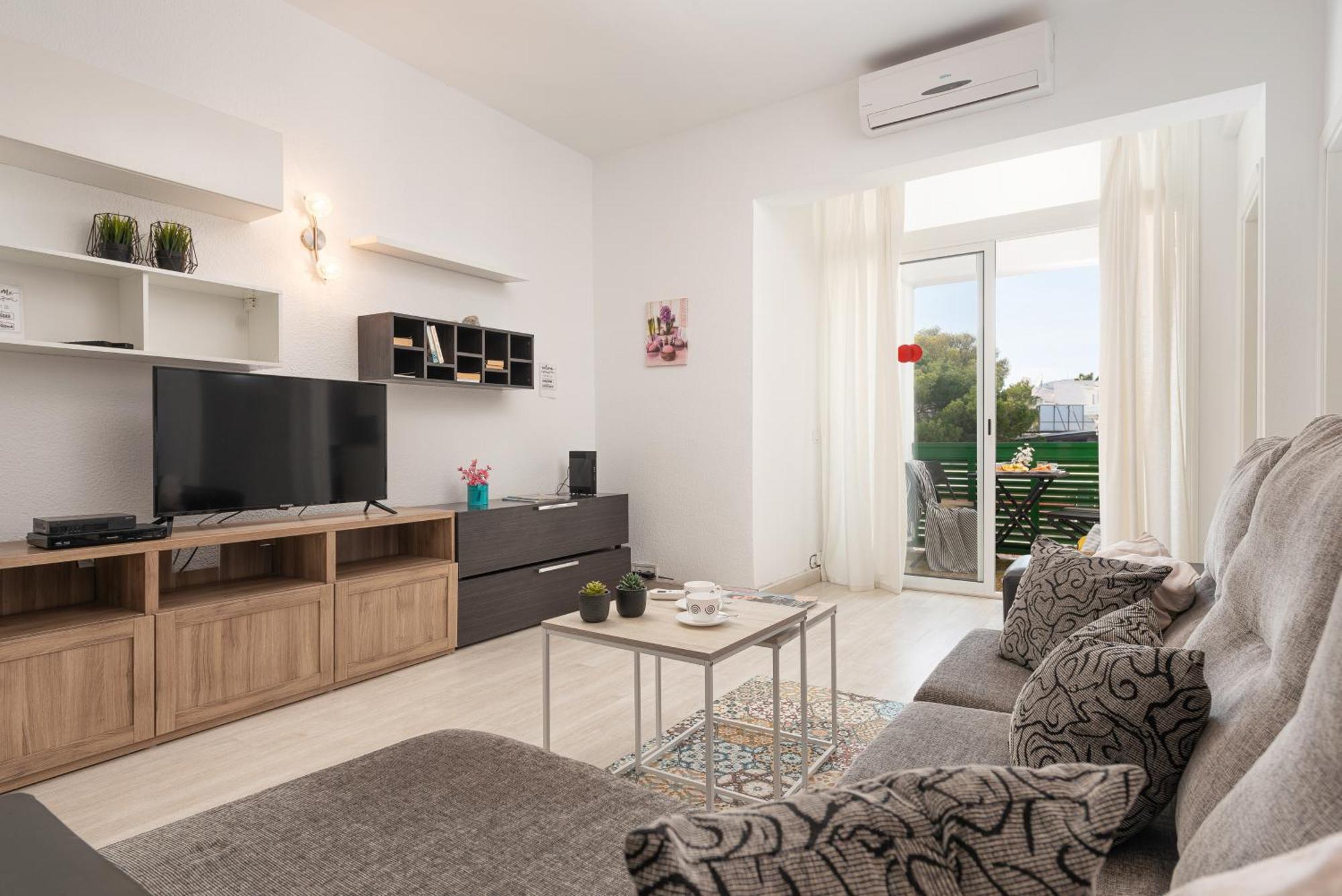 Apartment Xara Torres, At The Beach Of Alcudia Port de Alcudia  Екстер'єр фото