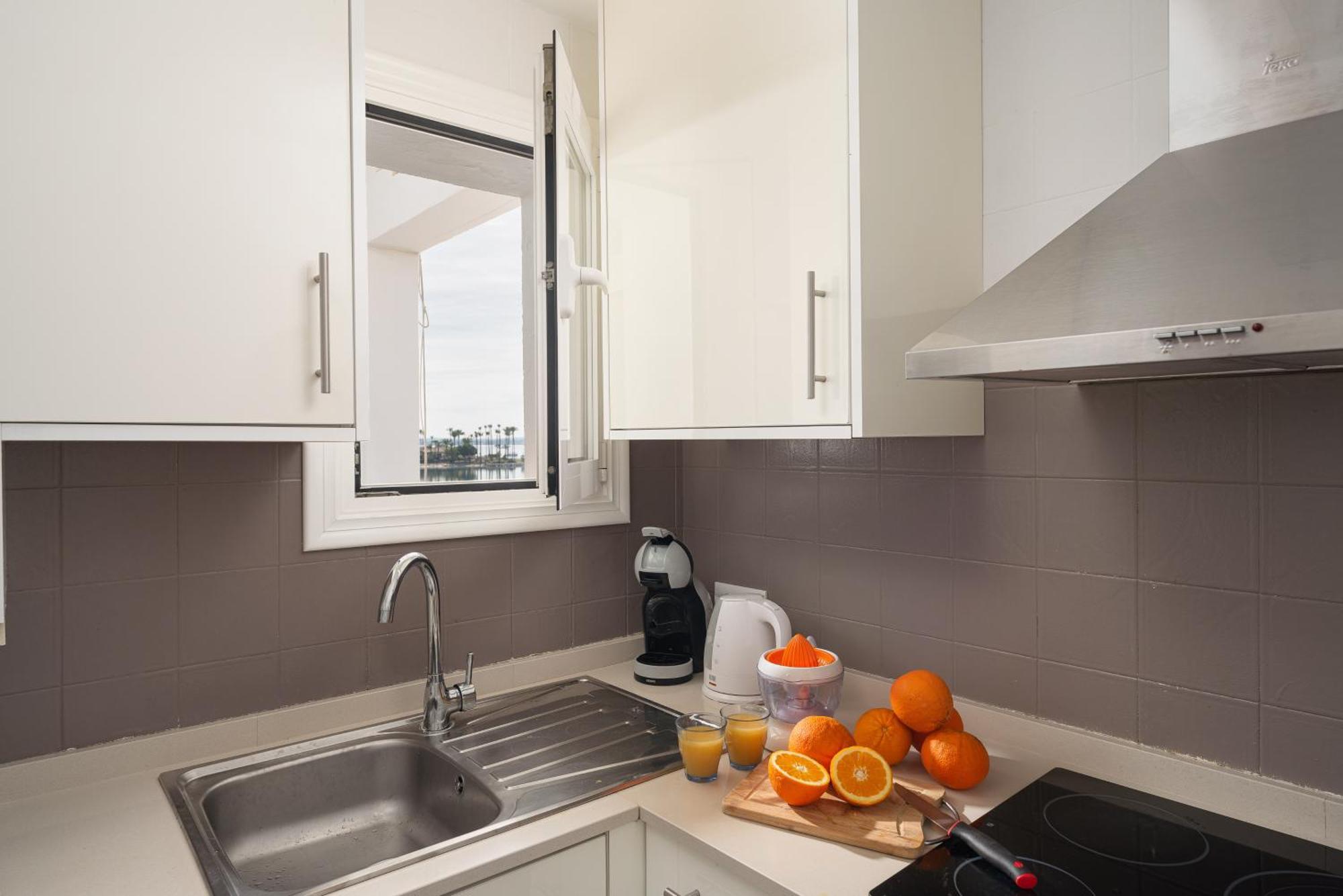 Apartment Xara Torres, At The Beach Of Alcudia Port de Alcudia  Екстер'єр фото