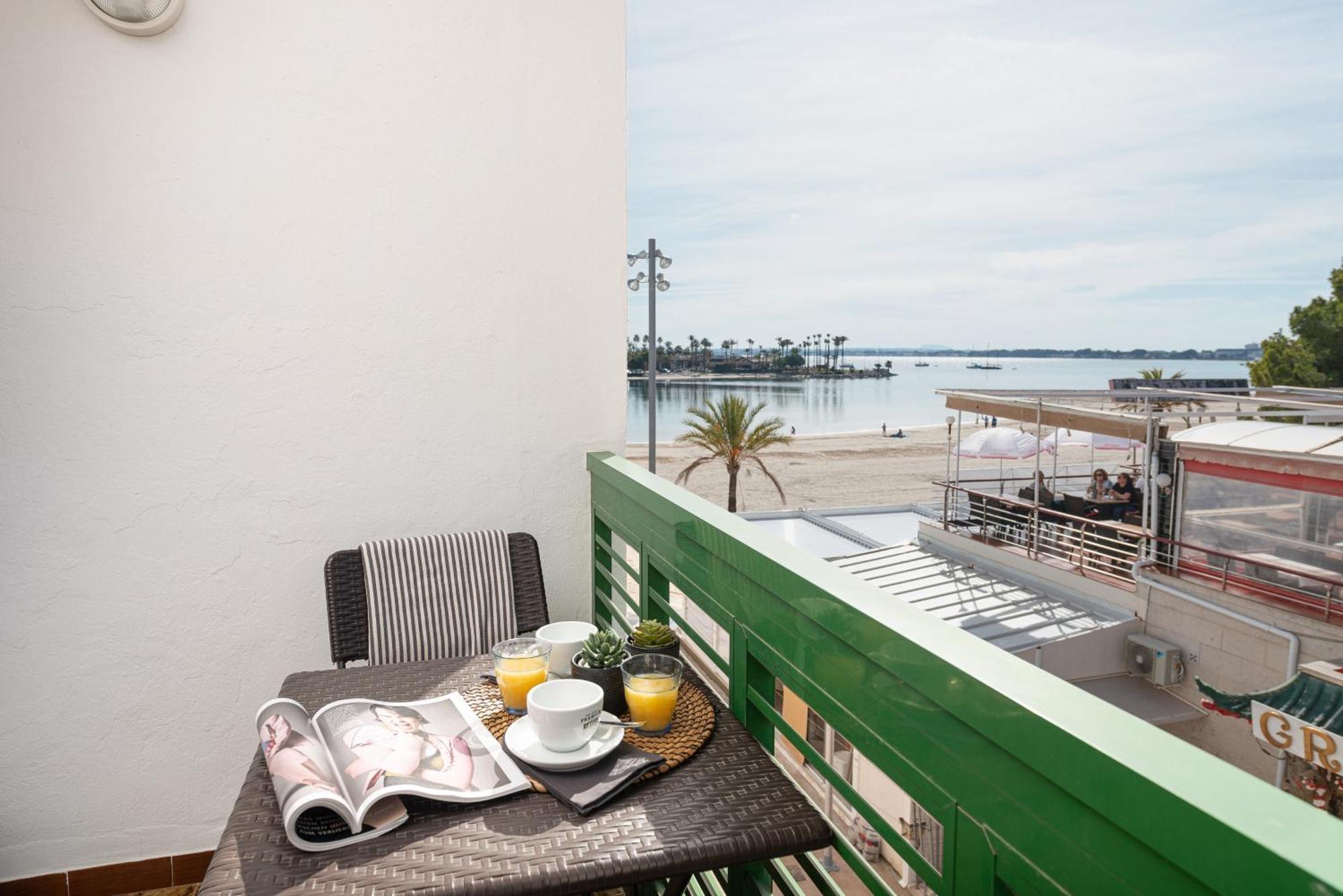 Apartment Xara Torres, At The Beach Of Alcudia Port de Alcudia  Екстер'єр фото